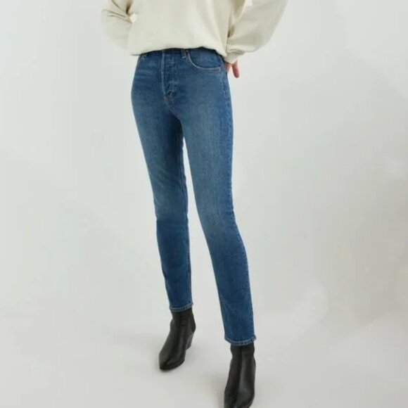 ARITZIA DENIM FORUM The Yoko High Rise Slim Jeans- Size 24W, 28L - Picture 6 of 8